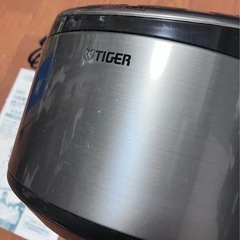 タイガー魔法瓶 3合炊き パワフルIH炊飯器 炊きたてミニ JKI-A550の画像