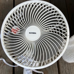 美品⭐︎取り付け式扇風機の画像