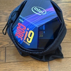 CPU Intel Core i9 9900kの画像