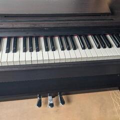配達無料！！
 YAMAHA ARIUS YDP-131R 電子ピアノ 06年製  ① 天板劣化有りのため激安
兵庫販売支店取扱商品
★京都南〜福知山
🏯東は→姫路〜大阪〜福知山
🍑西は→姫路〜鳥取市〜兵庫〜岡山まで配達無料 ★ジモティーが一番安い！
★ジモティーは設置までお手伝い
【簡単設置】
★ジモティーは即配達、納品可能！の画像