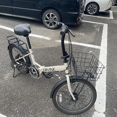 折りたたみ自転車の画像