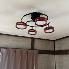 ⭕️美品　ヤザワ照明器具　4灯LEDライト 照らす方向を自由自在に調節可能です。 の画像