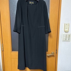 喪服東京ソワール通年3点セット11号1回着用大甲橋近く7イレブンで受け渡しの画像