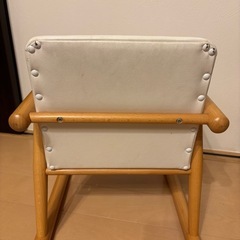 ホワイトキッズチェア　木製フレームの画像