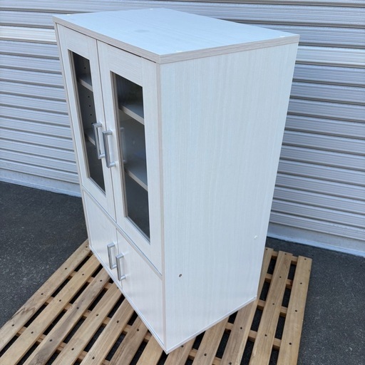 キャビネット　食器棚　キッチン収納　棚　シェルフ