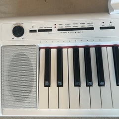 YAMAHA 電子キーボード　piaggero NP12 2018年製の画像