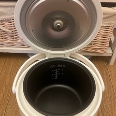 軽量3合炊飯器の画像