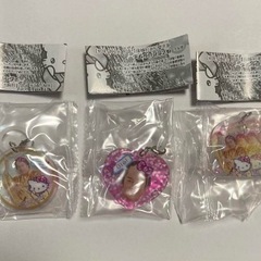 【1つ320円】マツケンサンバ　キティ　めじるしアクセサリーの画像