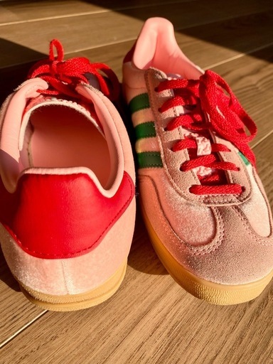 アディダス　ガゼル　adidas　スニーカー