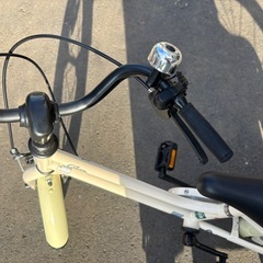 子ども用補助付き自転車の画像