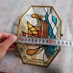 ガラス・鏡のジュエリーケース、小物入れの画像