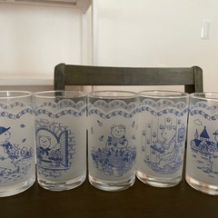皿、コップの画像