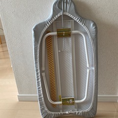 YAMAZAKI 人体型アイロン台　フックでクローゼットにぶら下げて収納可能の画像