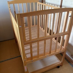 カトージ　　ベビーベッド　ハイタイプ　ツーオープンの画像