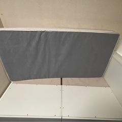 シングルベッドの画像
