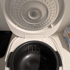 シャープ 炊飯器 KS-CF05B-Wの画像