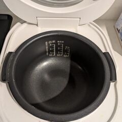 シャープ 炊飯器 KS-CF05B-Wの画像