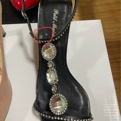 お得！パンプス、ヒール23.5〜24センチ👠7セット、両足揃っています！の画像