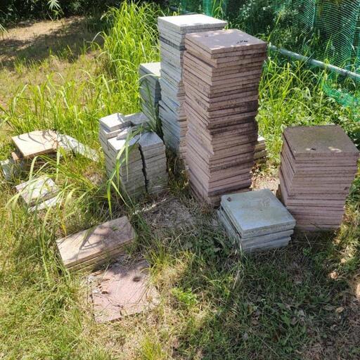 敷石　200個くらい？