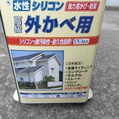 【使用残】ニッペ 水性シリコン外かべ用16KG アイボリー

の画像