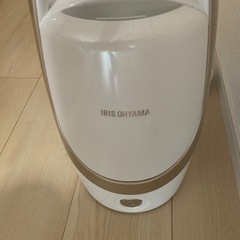 アイリスオーヤマ　掃除機の画像