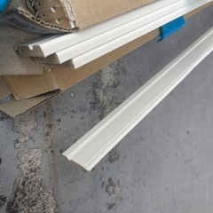 【20本セット】EIDAI巾木33×7×3950mmホワイトの画像