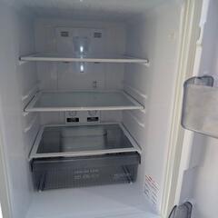 146l 2ドア冷蔵庫　美品　MR-P15EG-W 146L 2022年の画像