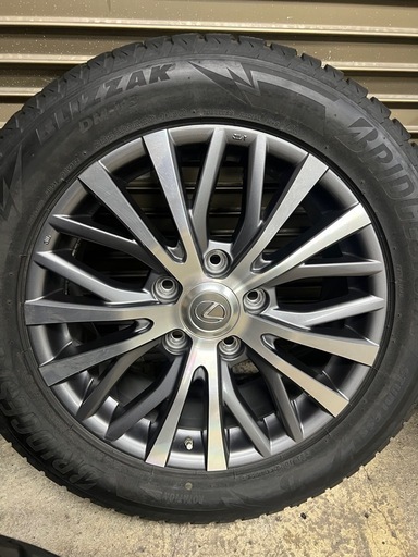 LX570 純正ホイールスタッドレス付