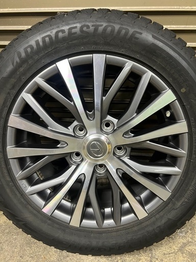 LX570 純正ホイールスタッドレス付