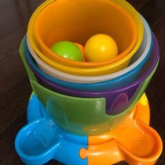 積み重ねカップタワー&ボール落としの画像