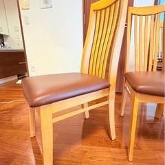 ダイニングテーブル&チェアーの画像