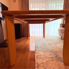 ダイニングテーブル&チェアーの画像