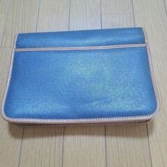 セカンドバック　クラッチバック　モスグリーン　Valentino  Marudini 未使用でも20年以上経年保管品のため多少汚れ等有りの画像