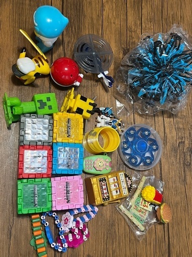 雑貨用品　おもちゃキーホルダー携帯用品などいろいろまとめて譲ります レトロミニゲームキーホルダー 平成レトロ 可愛いミニゲーム