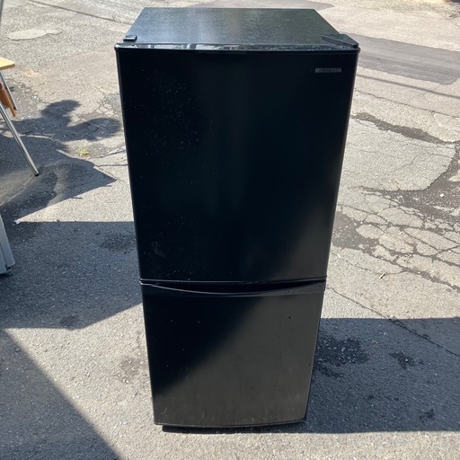 【札幌市内にお住まいの方送料無料！】アイリスオーヤマ　冷凍冷蔵庫 IRSD-14A 2022年製