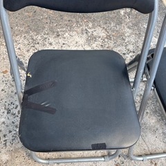 パイプ椅子【中古】12脚程有ります。の画像