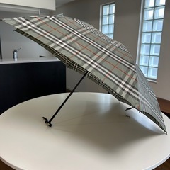 バーバリー折りたたみ傘折り畳み傘折畳傘雨傘パラソルレディースメンズユニセックス灰色BURBERRYグレーノバチェック婦人傘紳士傘の画像