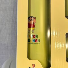 「クレヨンしんちゃん」のステンレスボトル　カップ2個付きの画像