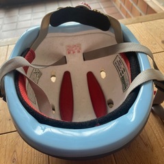 幼児用ヘルメットの画像