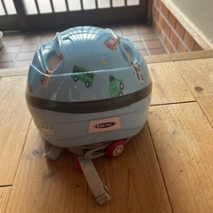 幼児用ヘルメットの画像