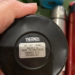 受け渡し決定しました。水筒　 1リットルサーモス　赤の画像