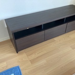 テレビ台収納の画像