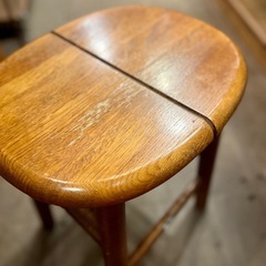 《売約済》【武蔵小山店】 カリモク　karimoku　スツール　木製スツール　丸椅子　腰掛け　ヴィンテージ家具　レトロ家具　日本製　高級家具　ナチュラルインテリア　和モダン　ミッドセンチュリー　北欧風　踏み台　花台　スツール椅子　イスの画像