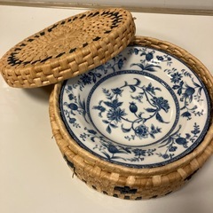 【お渡し済み】カレー皿 5枚セット＆収納カゴ付の画像