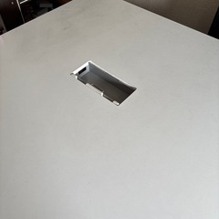 オフィステーブルの画像