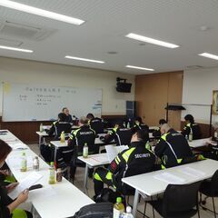 あなたも今すぐ交通誘導警備員になりませんか？の画像