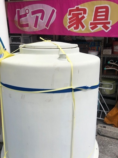 ?水タンク?