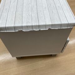★ジモティ割引あり★【リユースのサカイ野々市店】 ★TV台　白 ※はがれ有りの画像