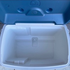 igloo 大容量クーラーボックスの画像