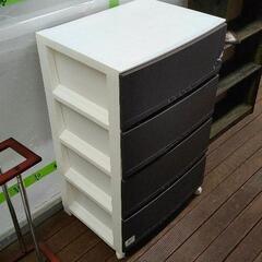 0801-022 タンスの画像